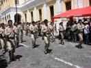Desfile cívico, estudiantil y militar